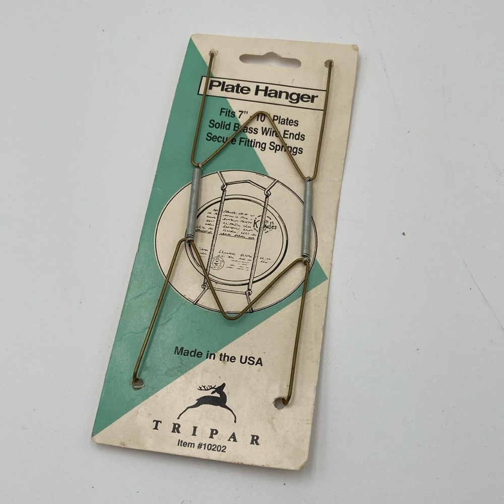 Vintage Metal Plate Hanger